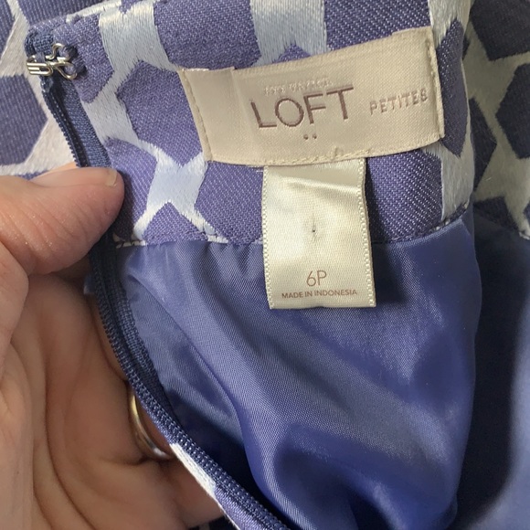 Loft Purple Geometric Short Lined Skirt Size 6P Like NEW - Picture 9 of 13